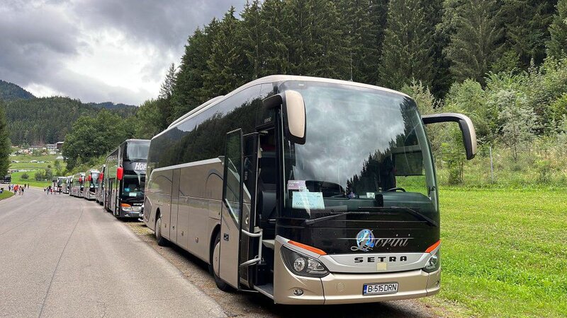 Dorini Transport - Transport persoane si inchiriere de limuzine, microbuze si autocare